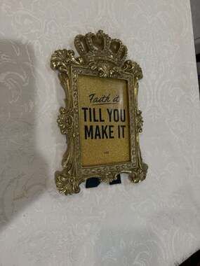 Gold Crown Photo Frame 4x6